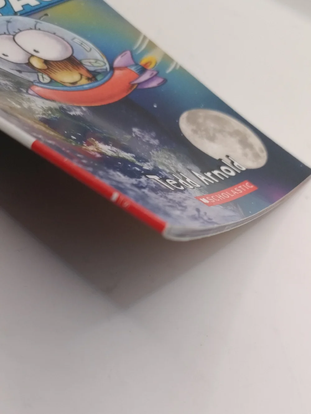 Fly Guy Presents: Space Scholastic Reader, Level 2 - Picture 11 of 14